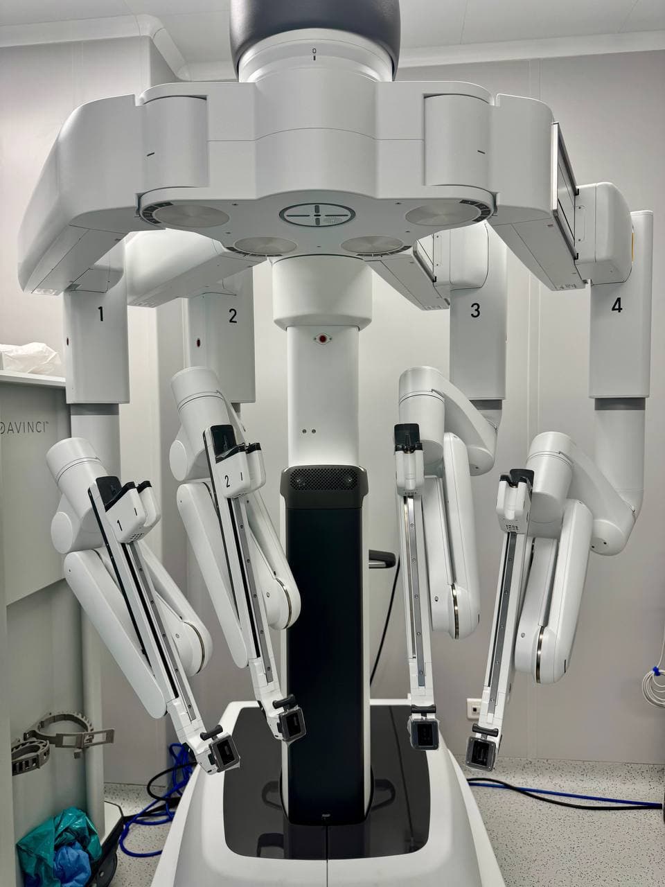 #MDMG С утра заехал в Лапино Мать и дитя Некоторые операции делают с ребенком прямо внутри матери, для - изображение 2